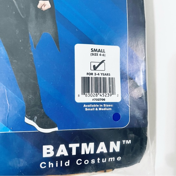 Batman Child Costume - Picture 4 of 4